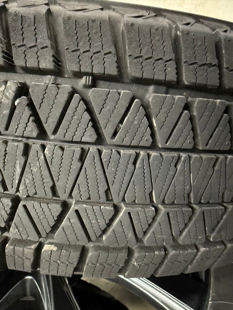 ヴェルファイア/アルファード　40系 18インチスタッドレスセット　美品