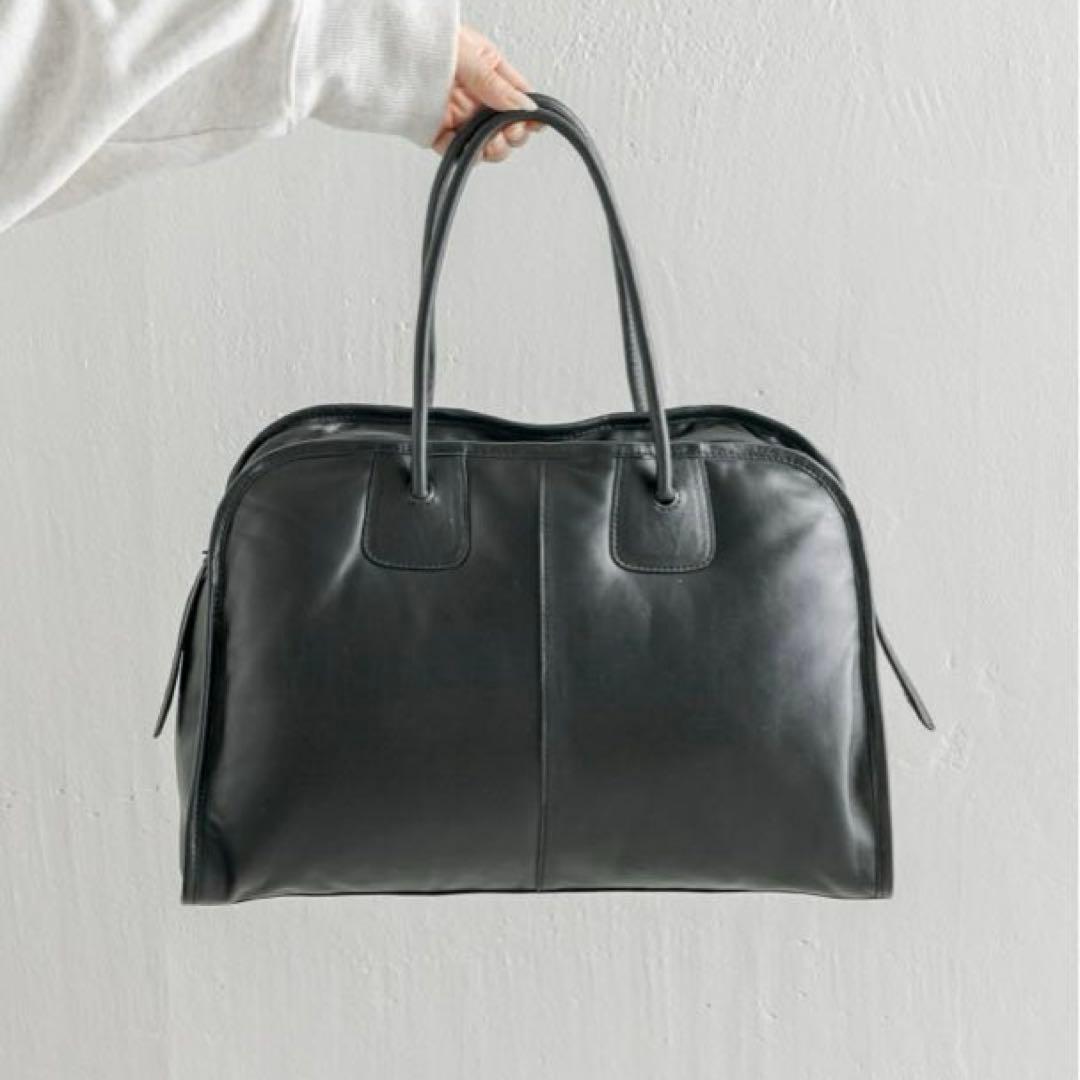 【美品】ear PAPILLONNER エンボスボストンバッグ Lサイズ　黒