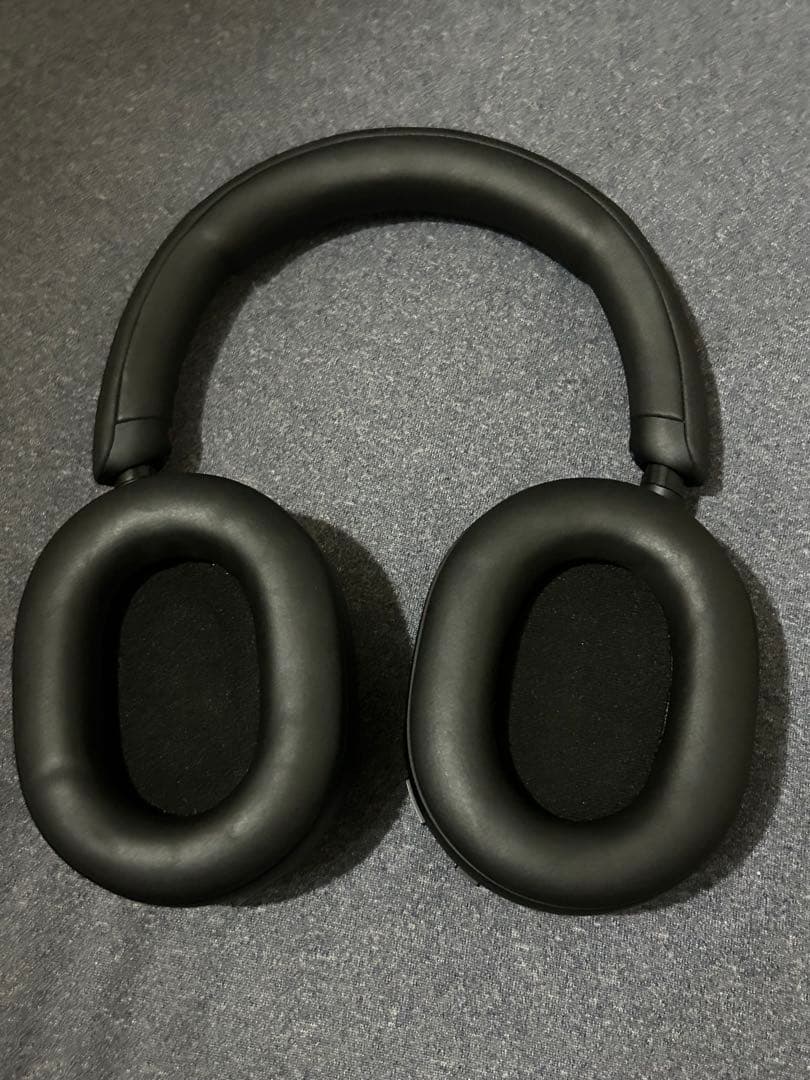 SONY WH-1000XM5 ブラック:ワイヤレスヘッドホン ※最終値下げ