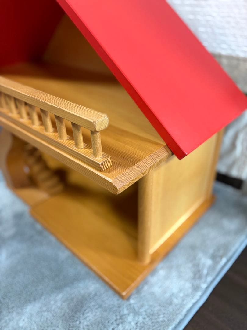 ニキティキ バウアー社 ドールハウス 赤い屋根 木製