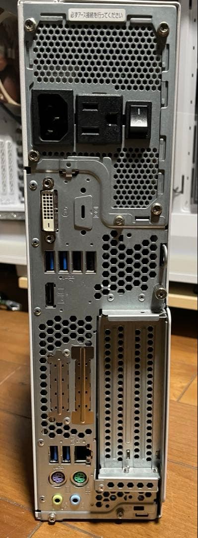 富士通 デスクトップPC esprimo i3-8100 SSD128GB