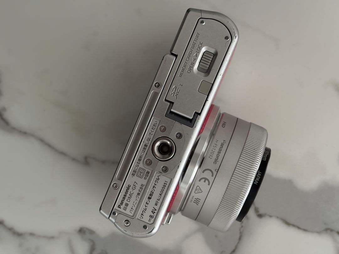 ミラーレス一眼 ピンク LUMIX 充電池2個