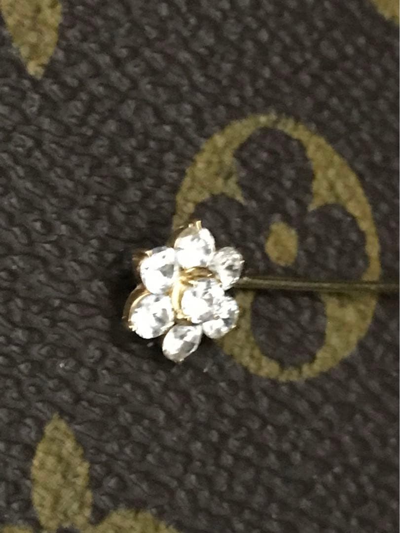 人気商品、k18、フラワーブローチピン