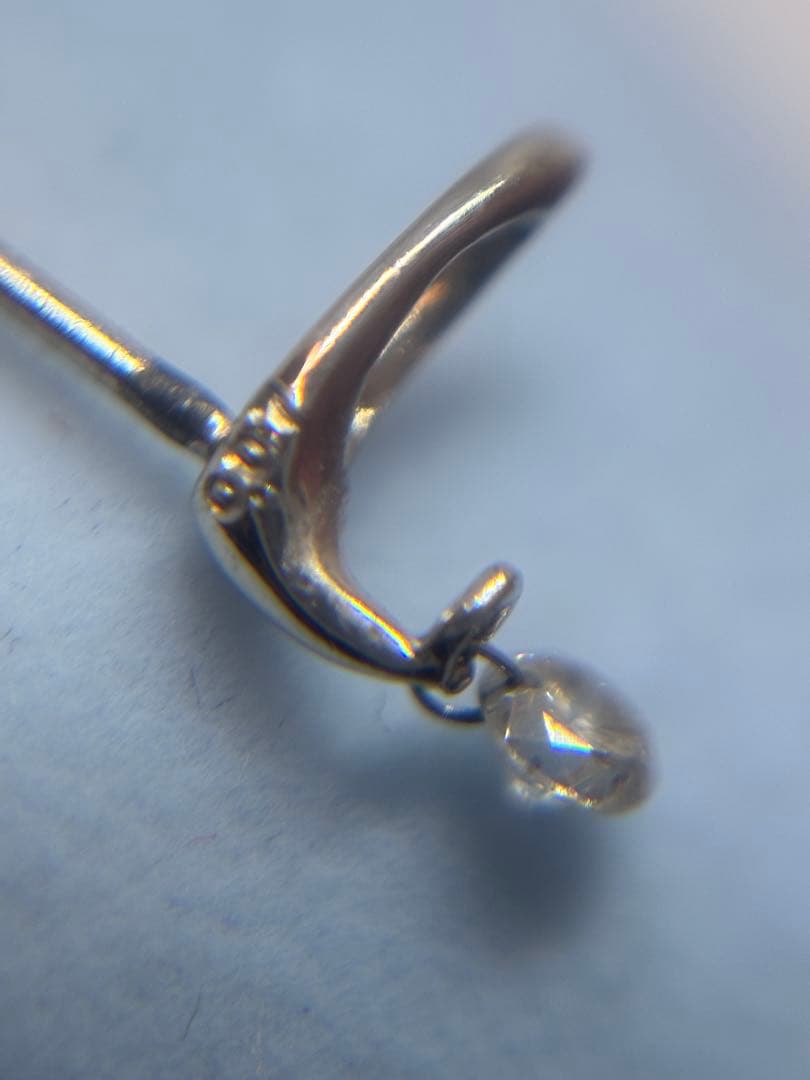 PT900 ダイヤモンド ピアス キャッチ ダイヤ付き 0.07/0.17ct