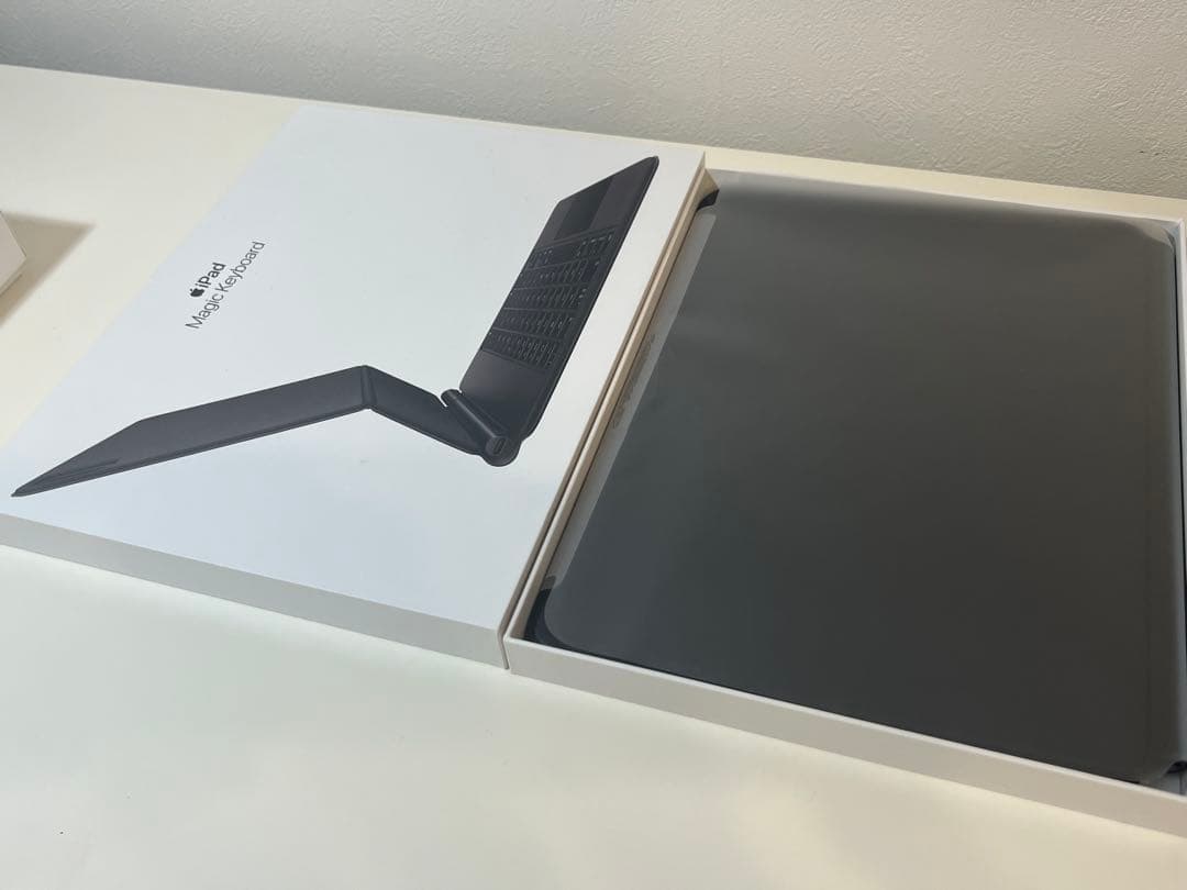 お*ぺ様 Apple純正セットiPadPro11インチ第２世代 256GB wi