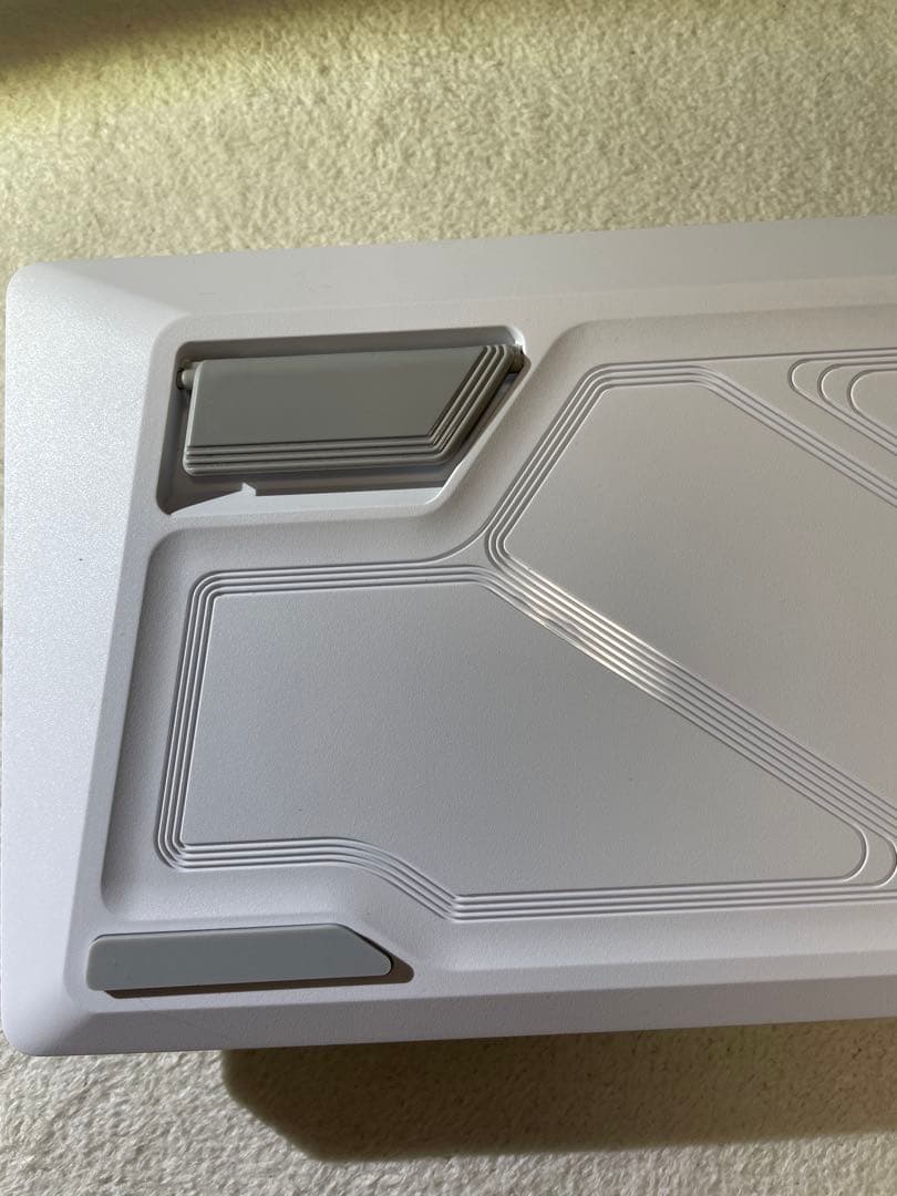 Corsair K70 PRO TKL ホワイトキーボード 本体