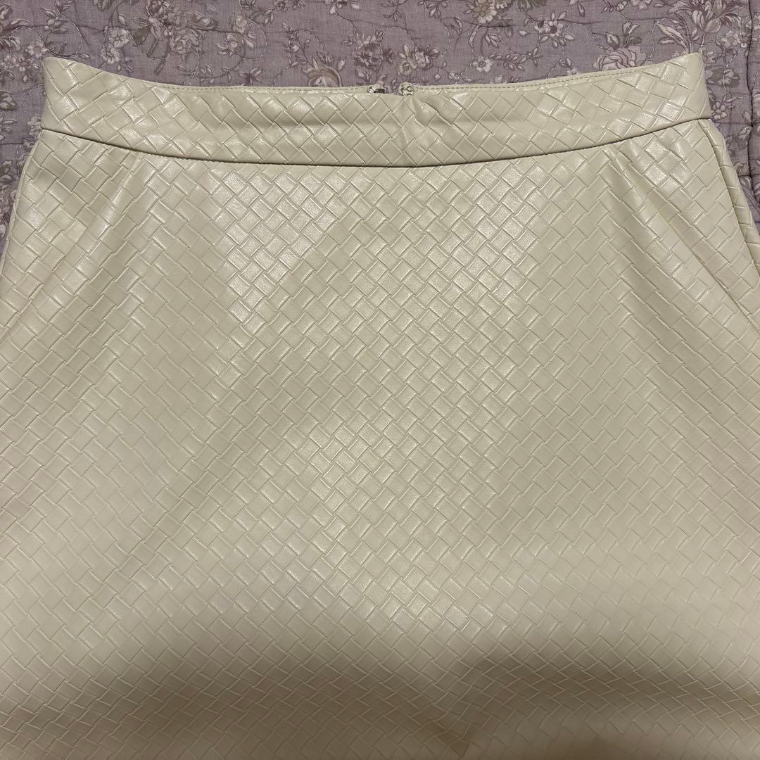 ルーニィ lounie エンボスフレアスカート　美品