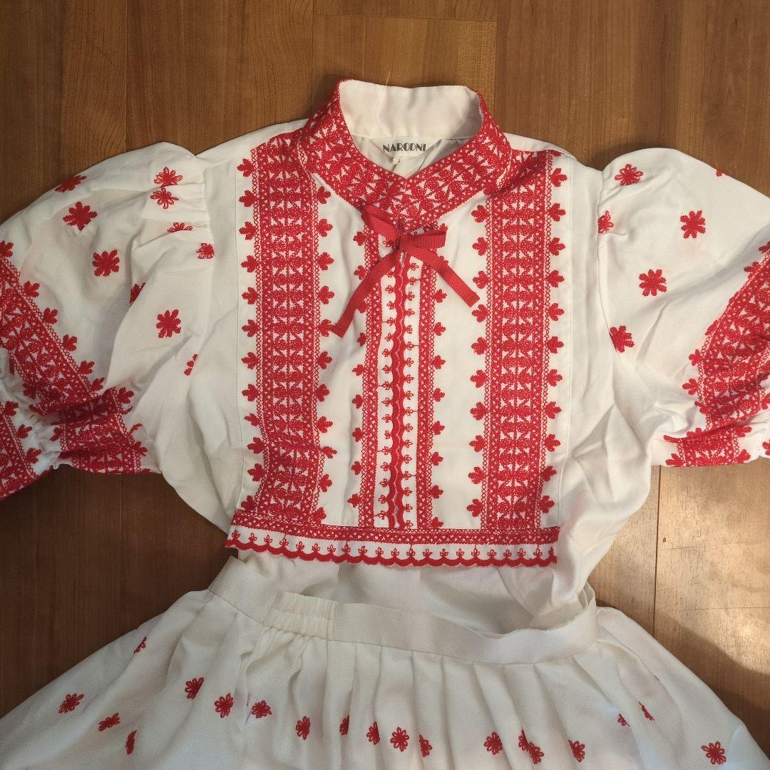 NARDONI 刺繍入り フォークダンス衣装