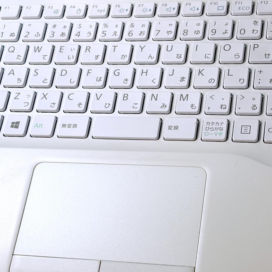 超美品☆Corei7・8GB・SSD・MSオフィス付 ホワイト ノートパソコン