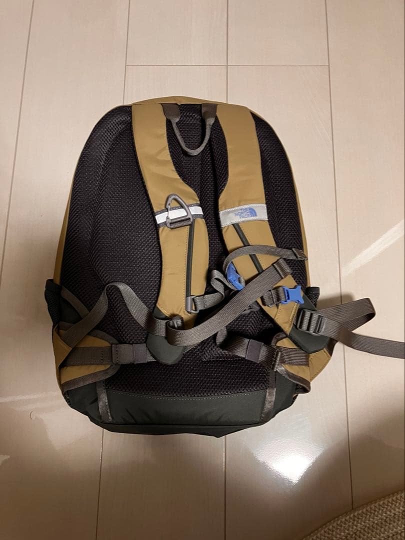 The North Face ベージュリュック 中型