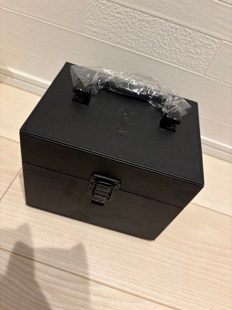 イヴサンローラン　YSL メイクボックス　新品未使用