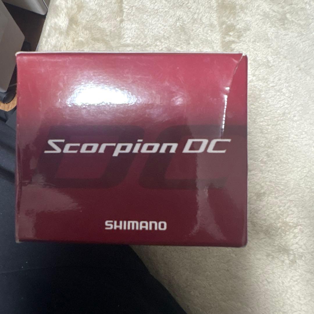 ほぼ新品シマノ11 スコーピオン右ハンドルScorpion DC ベイトリール