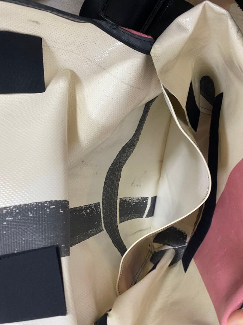 FREITAG dragnet メッセンジャーバッグ ピンク