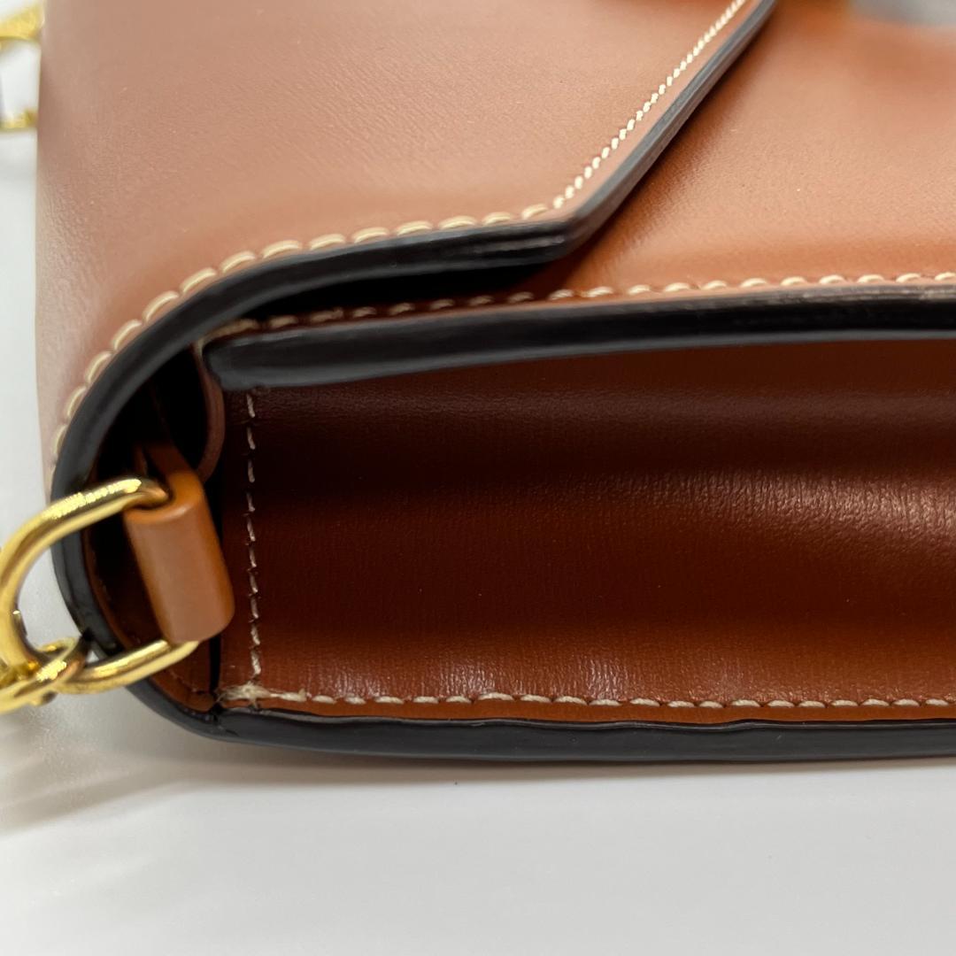 ✨極美品✨セリーヌ マーゴチェーンウォレット トリオンフ レザー ブラウン