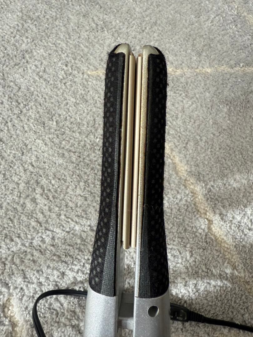 Forme arts ストレートヘアアイロン シルバー/ブラック通電確認済み