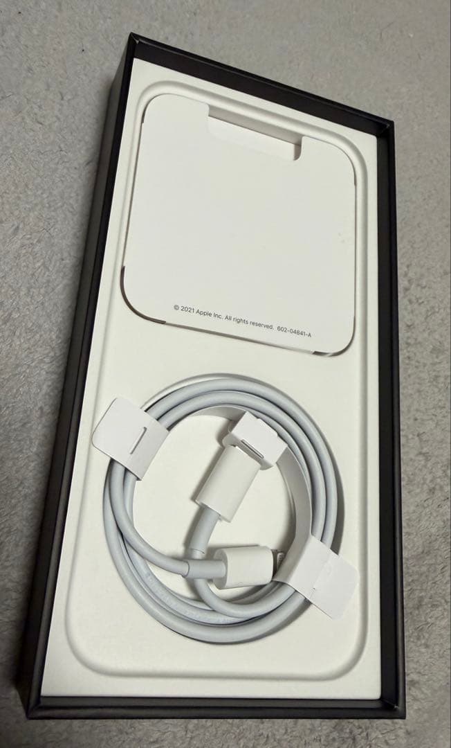 【美品】iPhone 13 Pro 1TB Blue