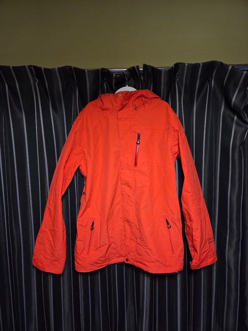 VOLCOM GORE-TEX レッド？オレンジ？　　US Lサイズ