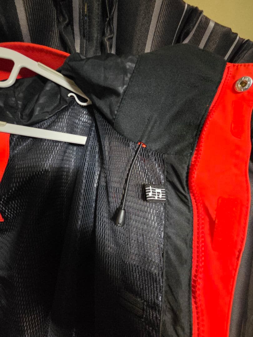 VOLCOM GORE-TEX レッド？オレンジ？　　US Lサイズ