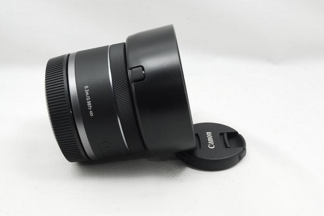 美品 キャノン RF 50㎜ F1.8 STM 単焦点レンズ 215