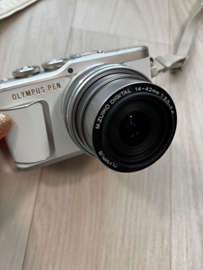 OLYMPUS PEN E-PL9 デジタルカメラ