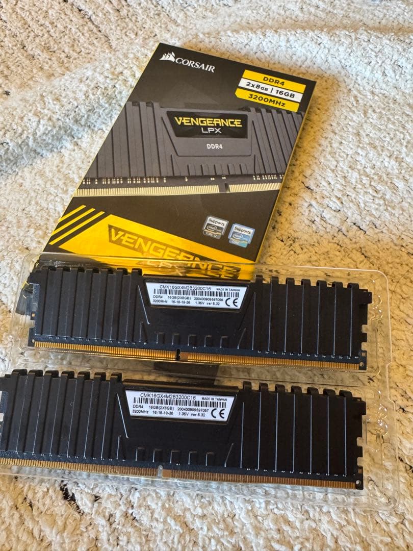 Corsair Vengeance LPX DDR4 16GB (8GB×2)