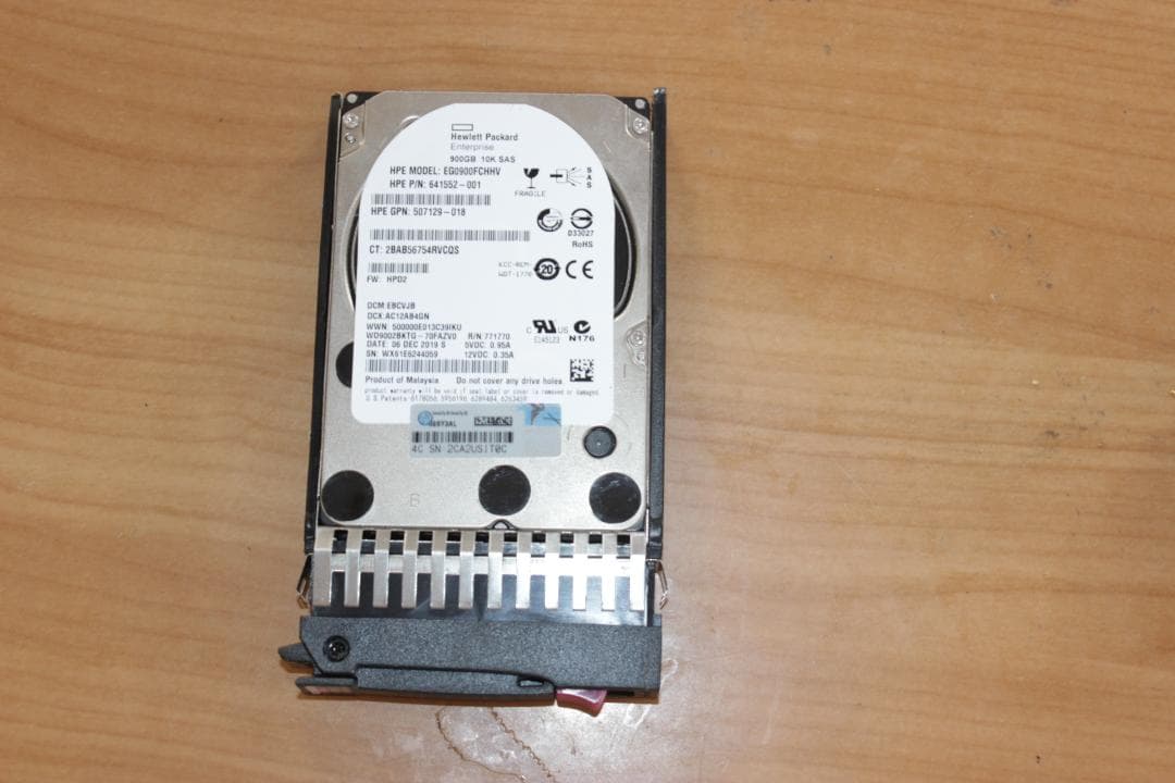 【中古品】HP サーバー ヒューレット EG0900FCHHV 900GB