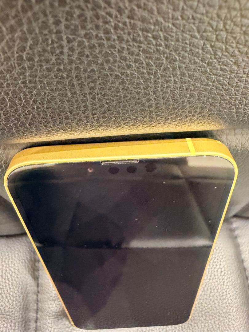 （axetaka2001 ）iPhone 14plus128g本体 イエロ