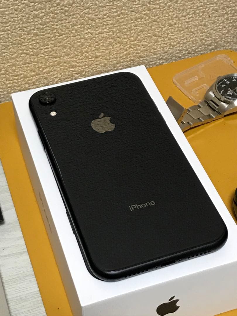 iPhone XR ブラック