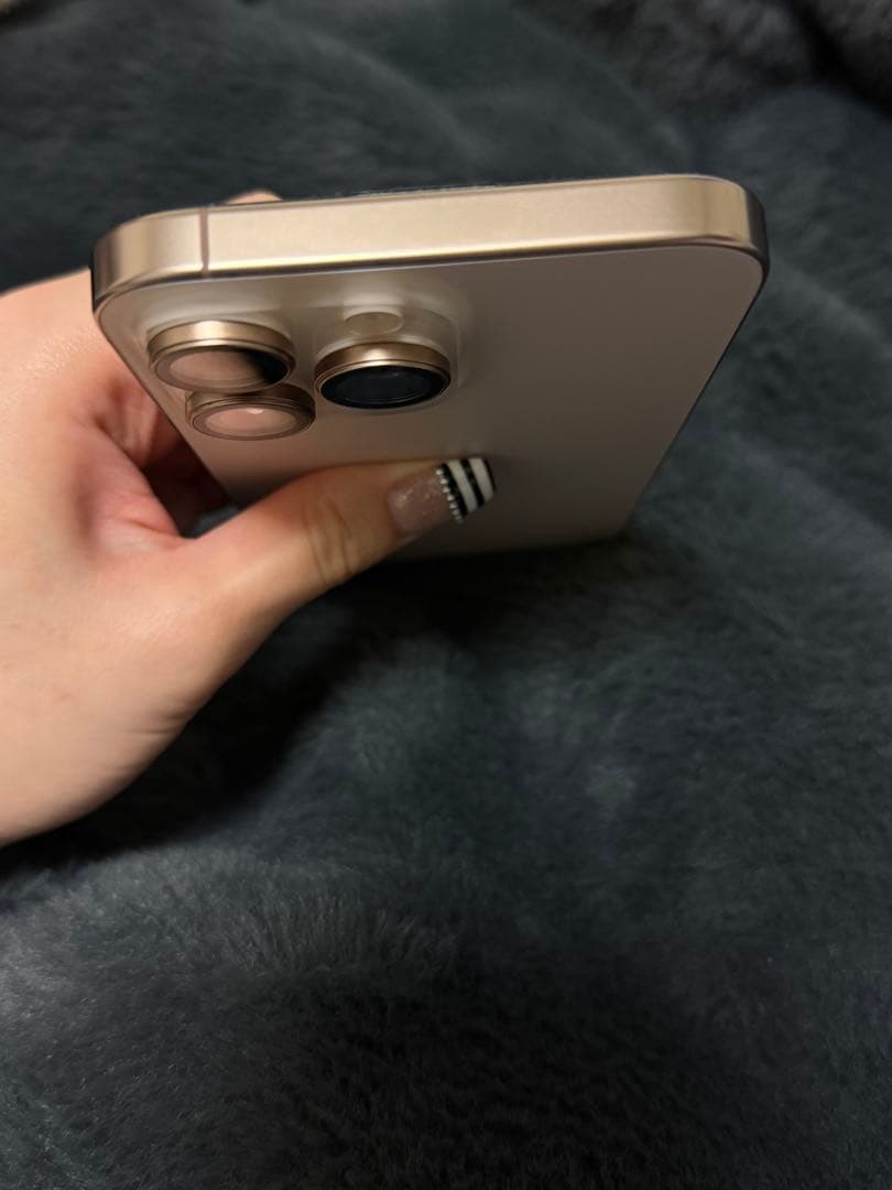 iPhone16ProMAX デザートチタニウム