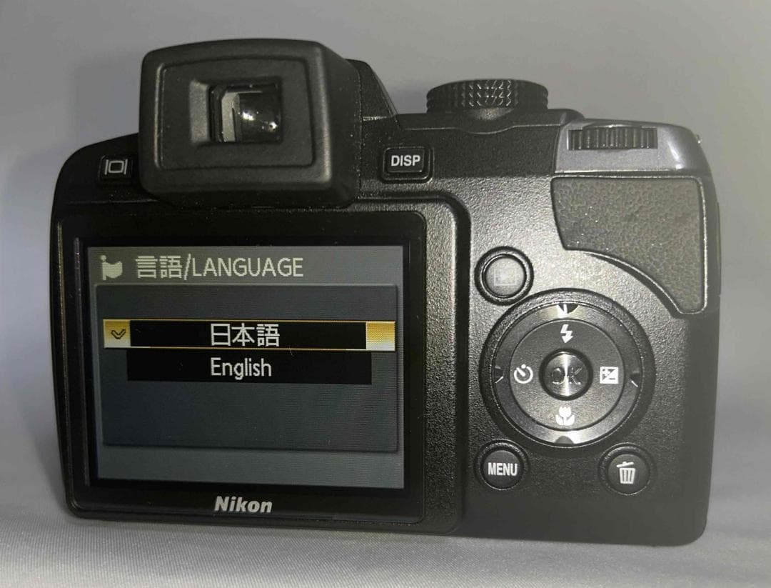 【美品/動作確認済】Nikon CoolPix P80　バッテリー充電器付 28