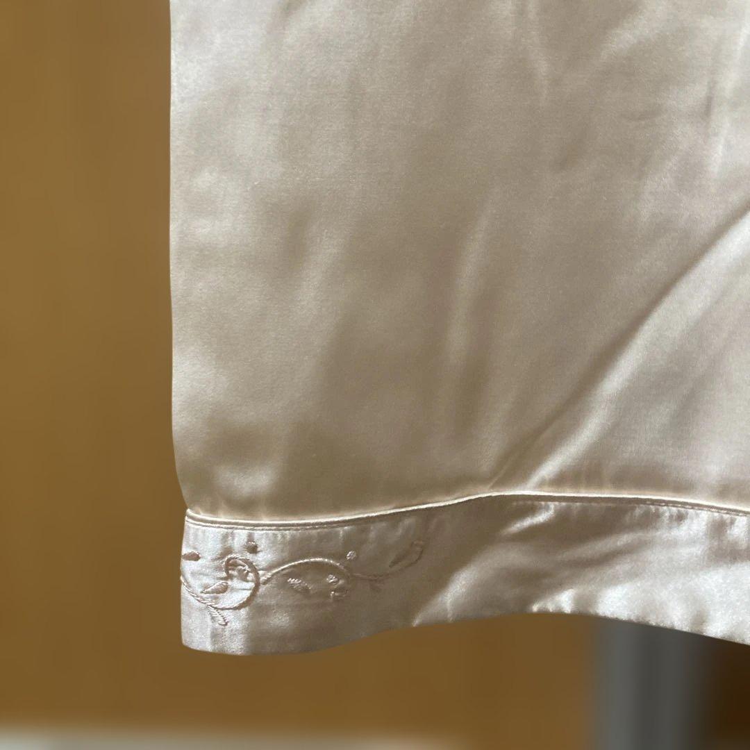 シルク100％刺繍入りレディースパジャマ