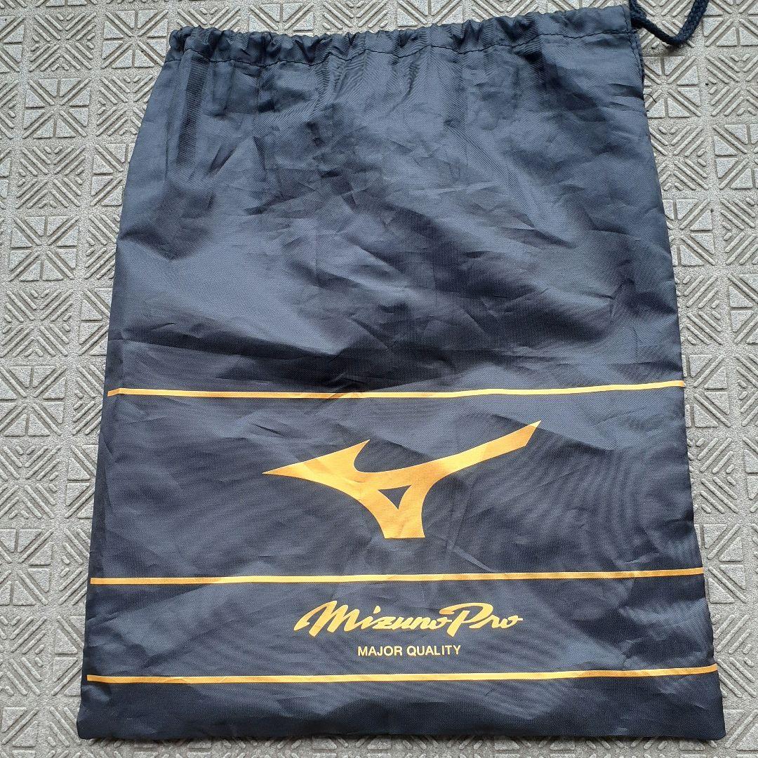 ミズノプロ　ウェーブライトレボランプロ　25.5㎝
