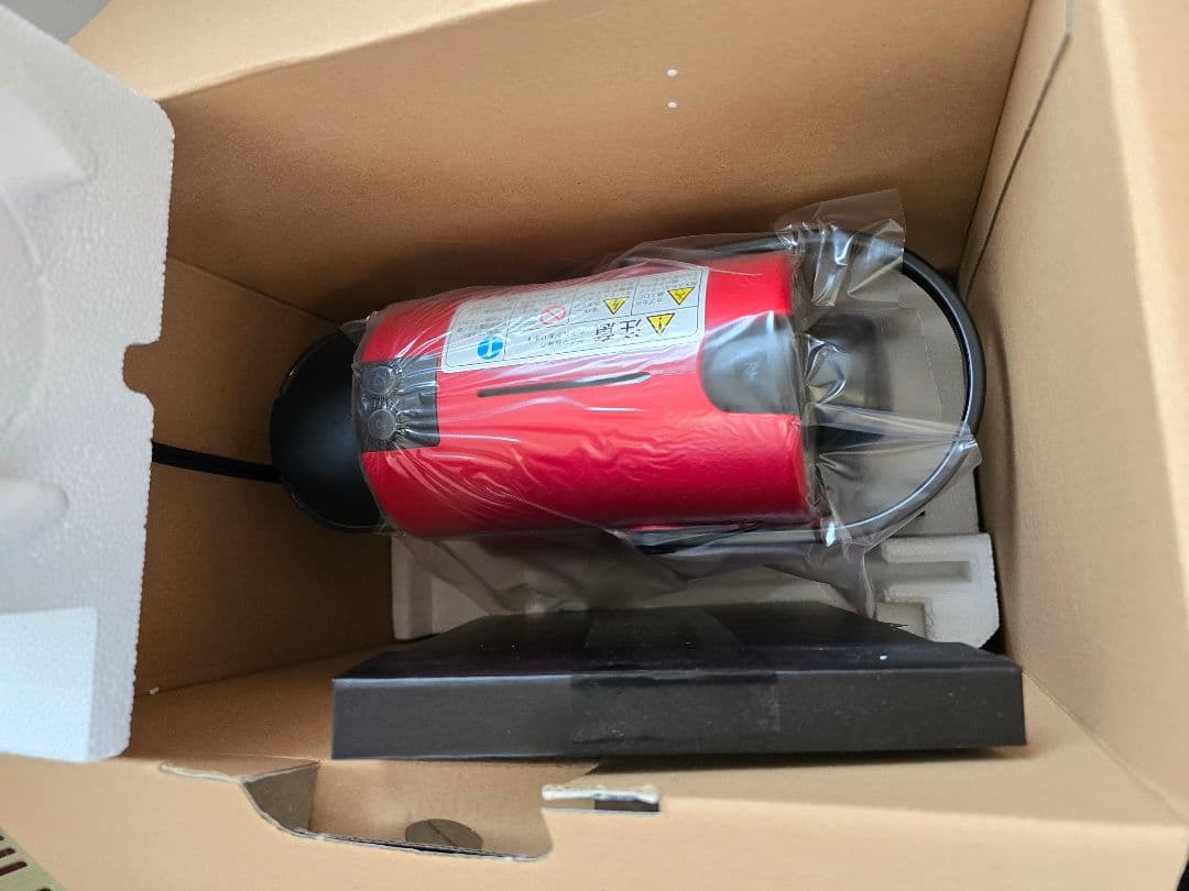 【未使用】ネスプレッソ イニッシア ルビーレッド INISSIA C40RE