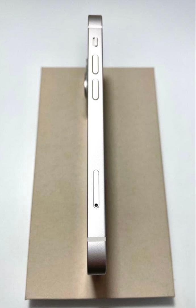 ほぼ新品iPhone13mini512GB ‼️SIMフリーホワイトスターライト