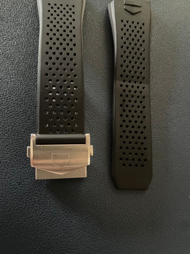 終売品TAG Heuer コネクテッドE3 45mm専用ラバーベルト ブラック