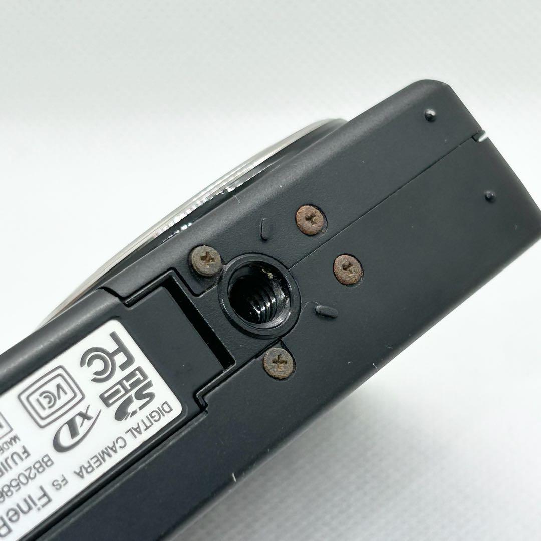 【良品】FUJIFILMコンパクトデジタルカメラFine Pix F60fd