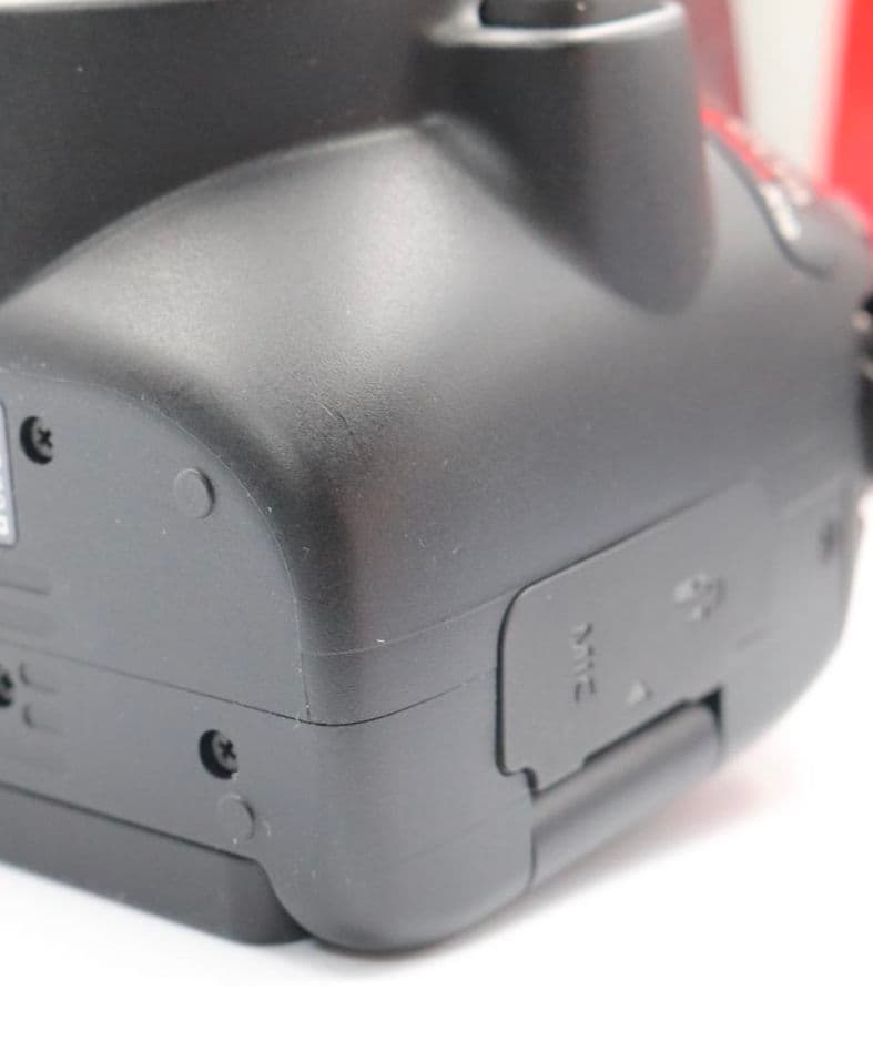 ほぼ未使用　Canon Kiss x10　ダブルズームキット　おまけ有り　超美品