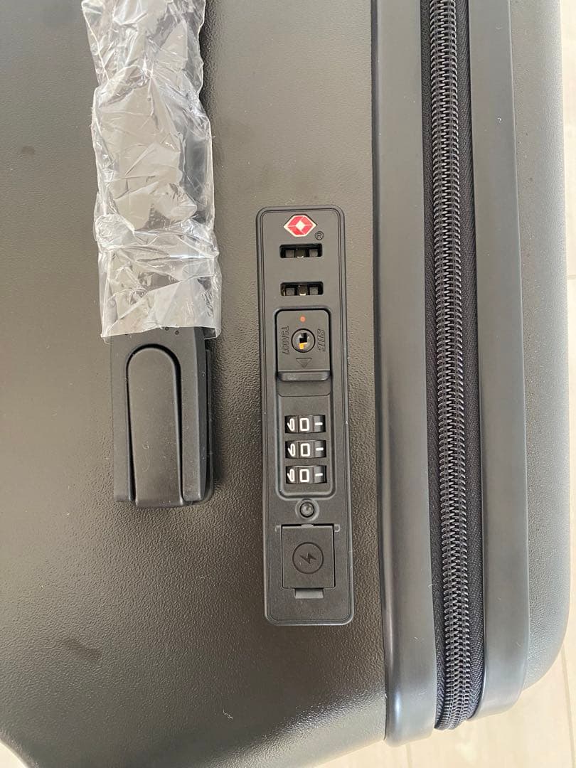 キッズトラベル　キャリーNEO 子ども乗れるキャリーケース　分離式