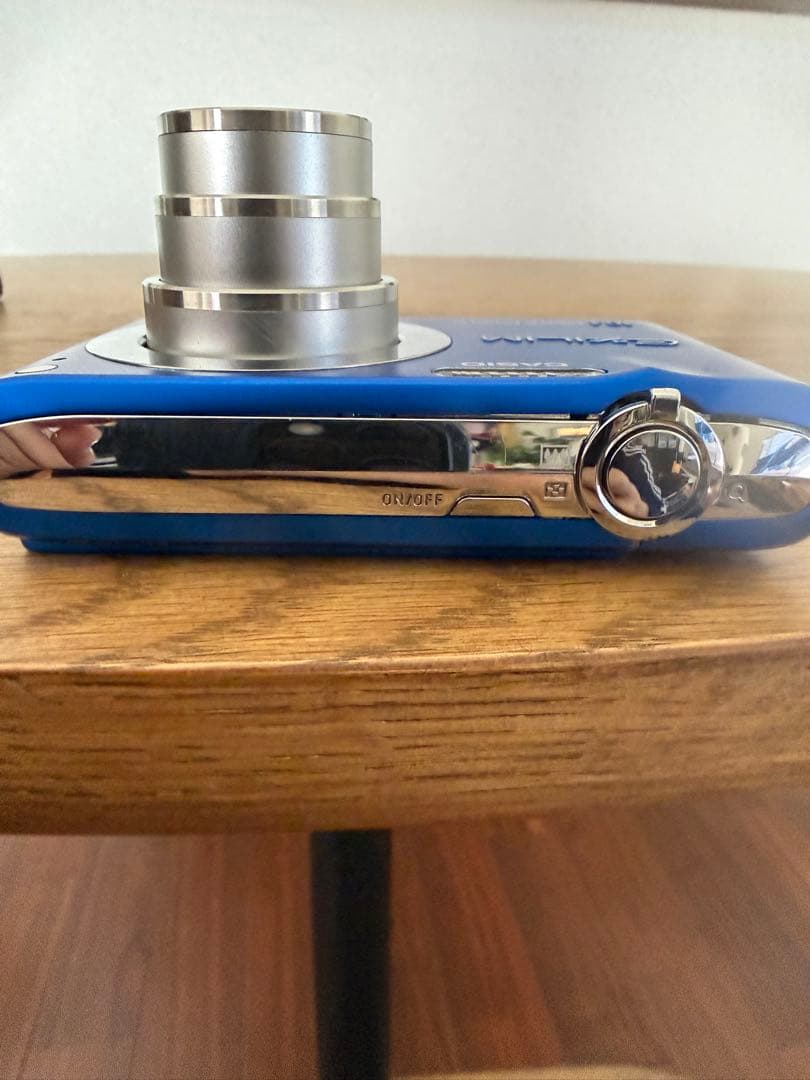 【動作品】CASIO EXILIM EX-Z100 純正バッテリーと充電器付