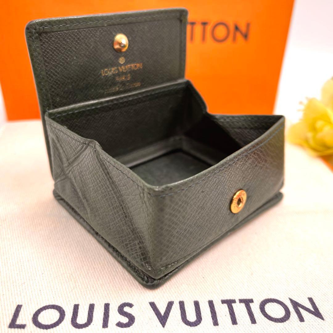 ルイヴィトン　タイガ　ケース　ポルトモネ　ボワット　小銭入 913