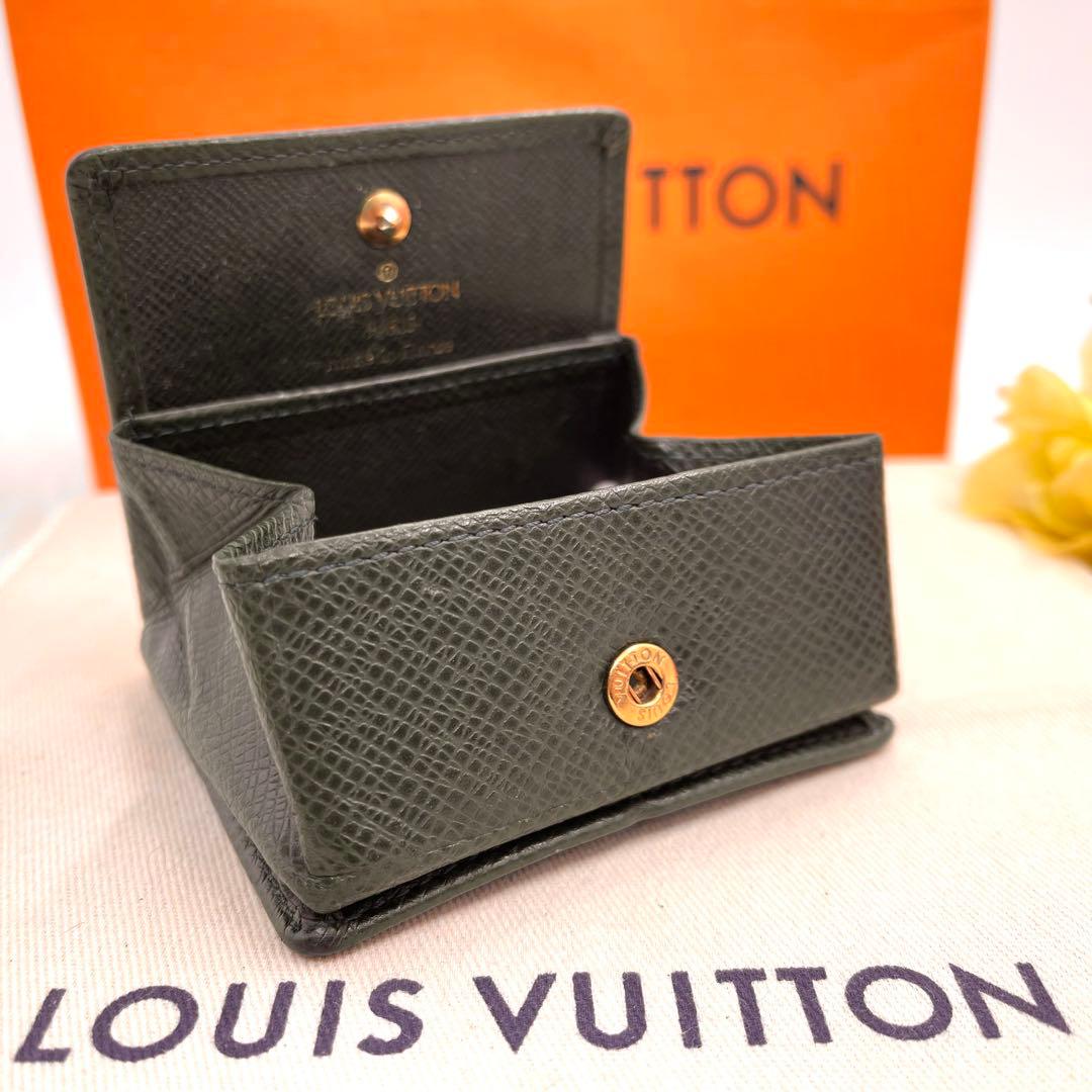 ルイヴィトン　タイガ　ケース　ポルトモネ　ボワット　小銭入 913