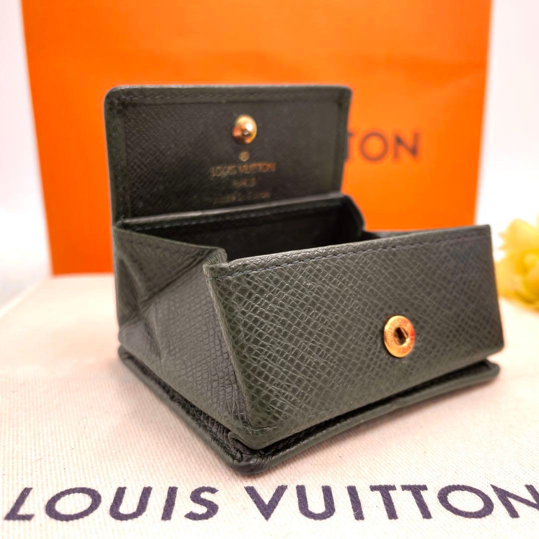 ルイヴィトン　タイガ　ケース　ポルトモネ　ボワット　小銭入 913