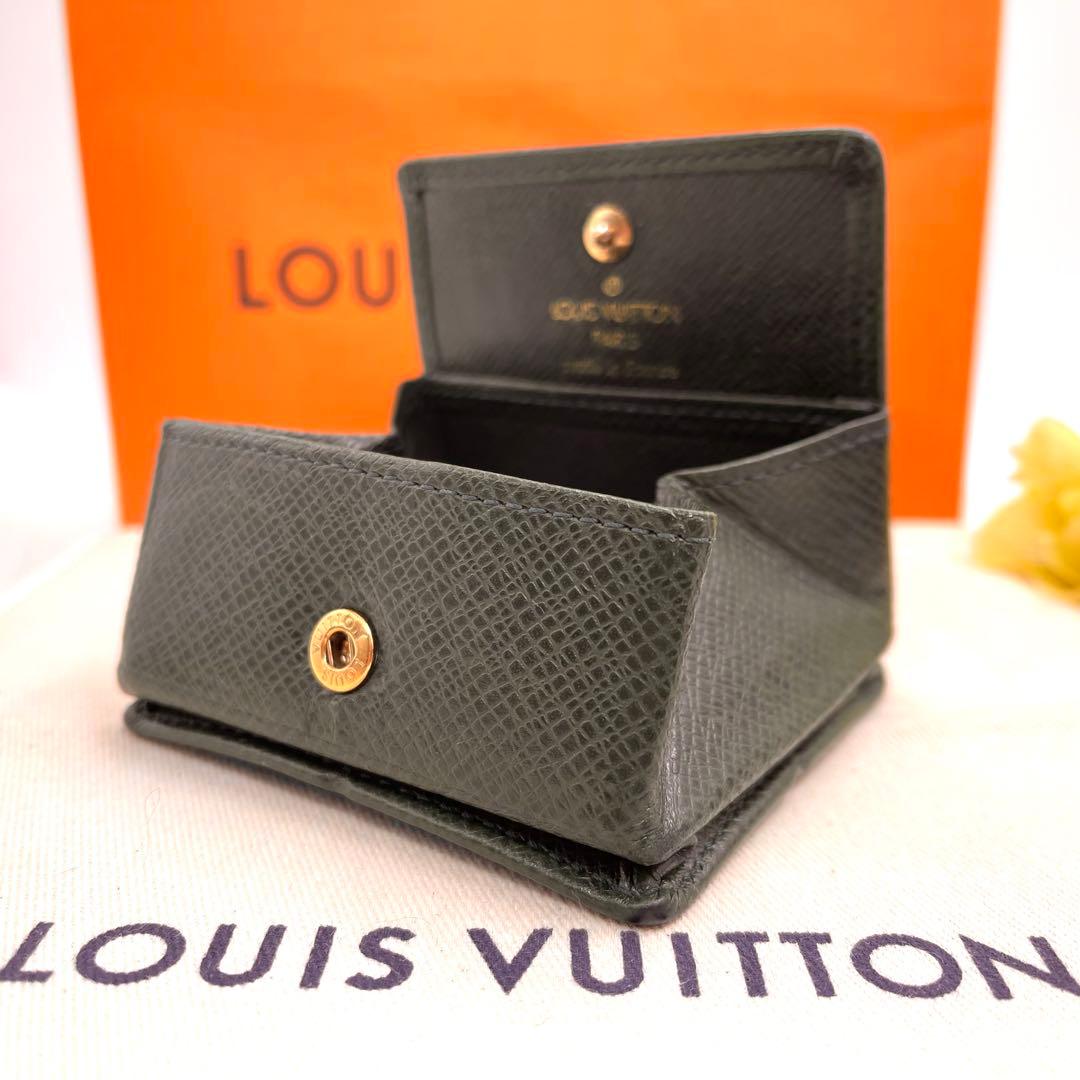 ルイヴィトン　タイガ　ケース　ポルトモネ　ボワット　小銭入 913