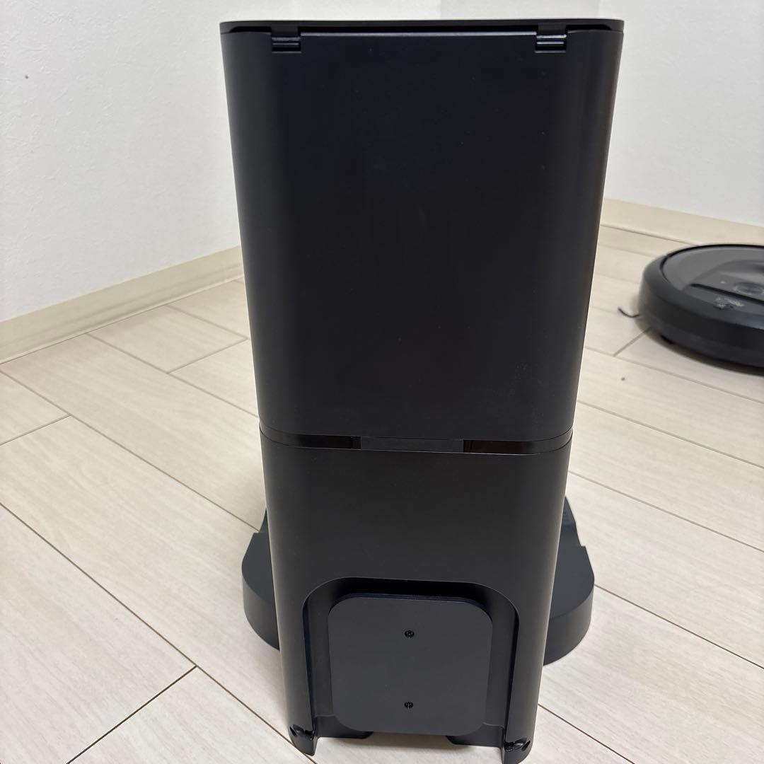 ルンバ i7 iRobot Roomba 本体（クリーンベース付き）