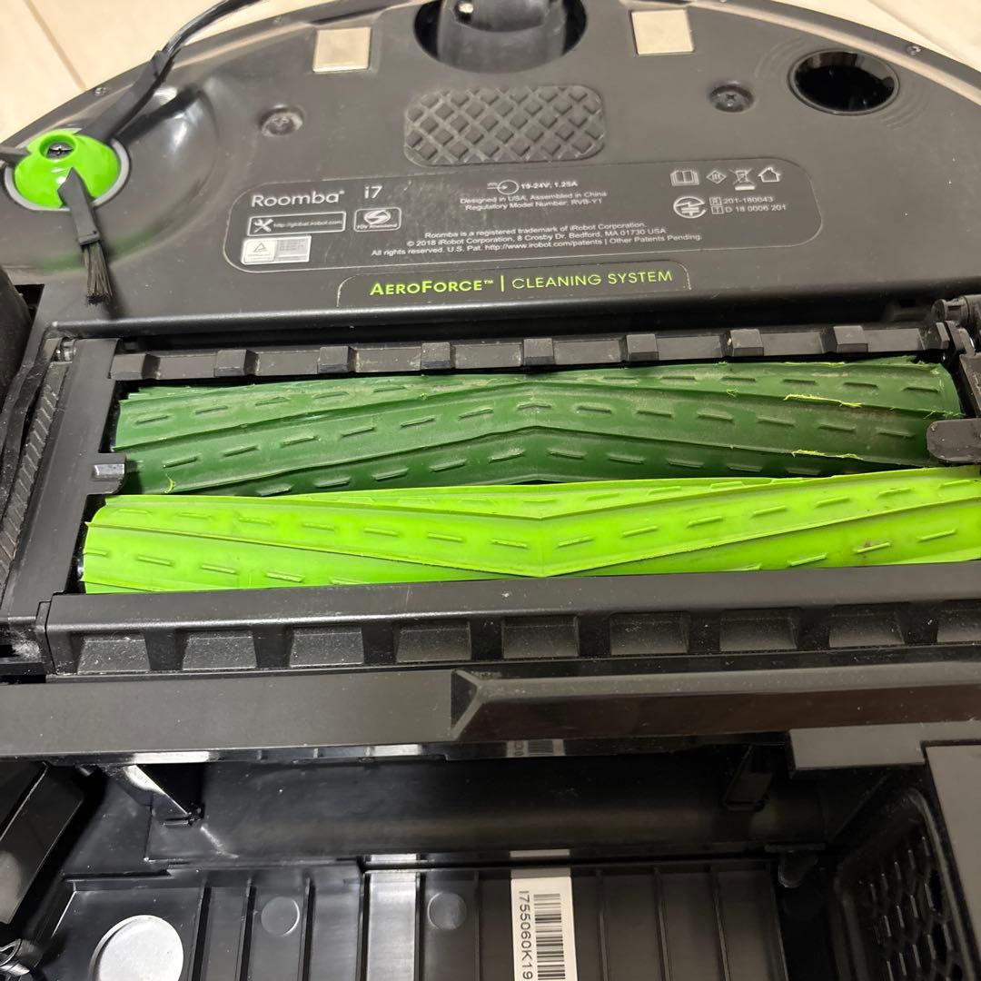 ルンバ i7 iRobot Roomba 本体（クリーンベース付き）