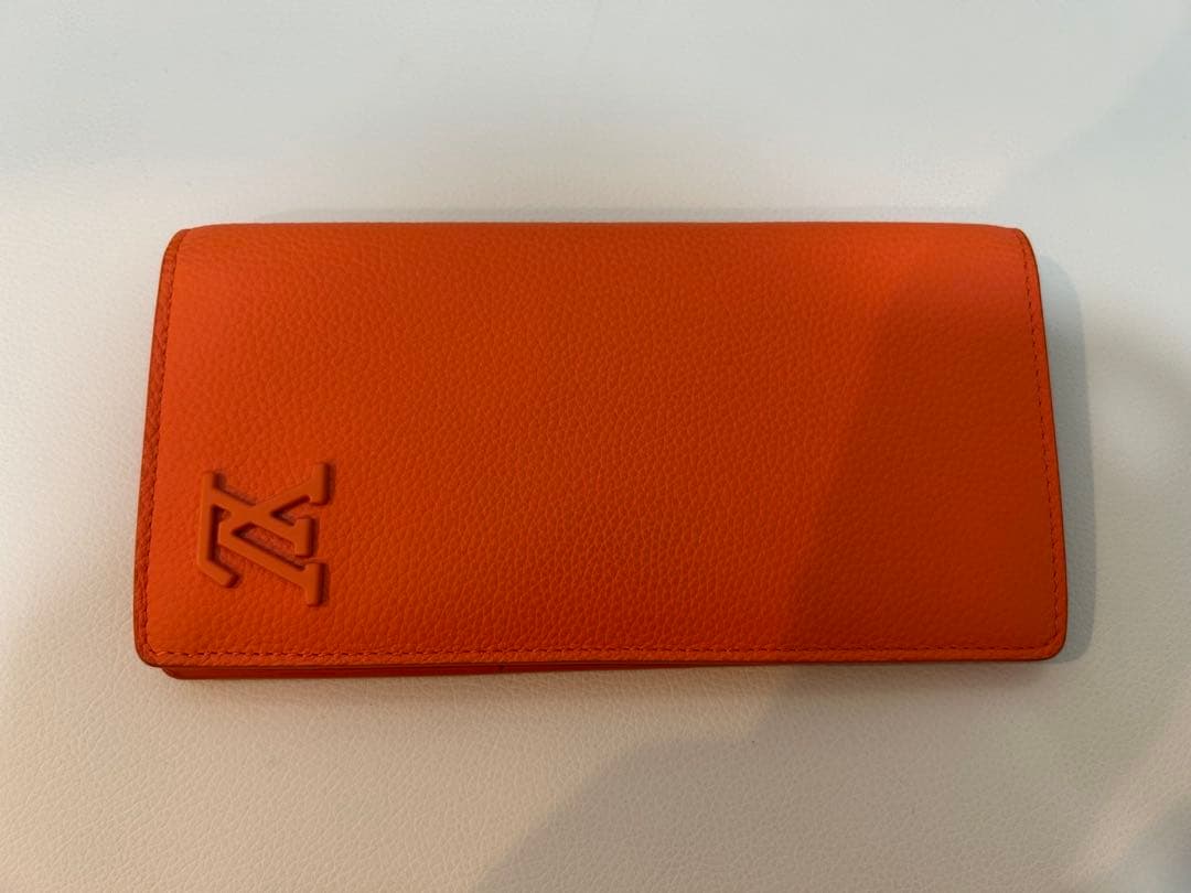 LOUIS VUITTON オレンジ 長財布