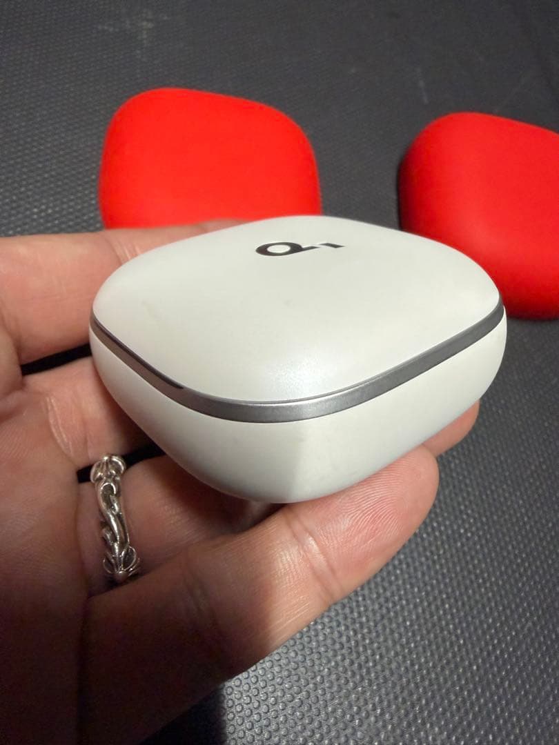 Anker Liberty 5 ワイヤレスイヤホン レッド ケース付き