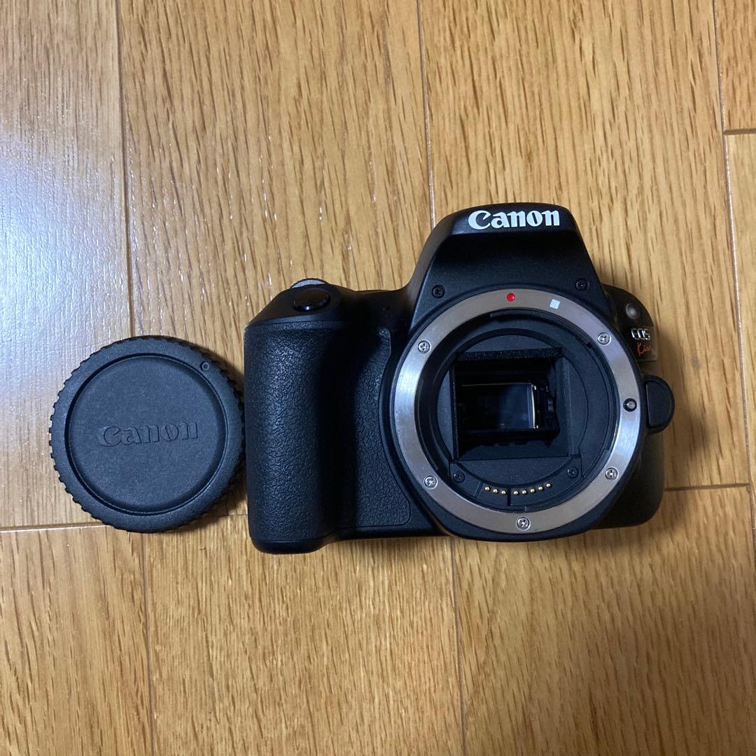 Canon EOS Kiss X9 ボディ