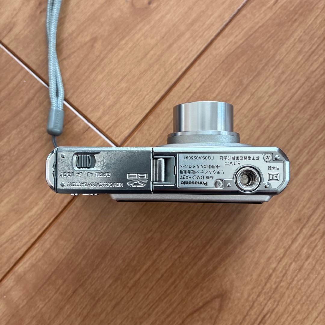 【極美品】Panasonic LUMIX DMC-FX37