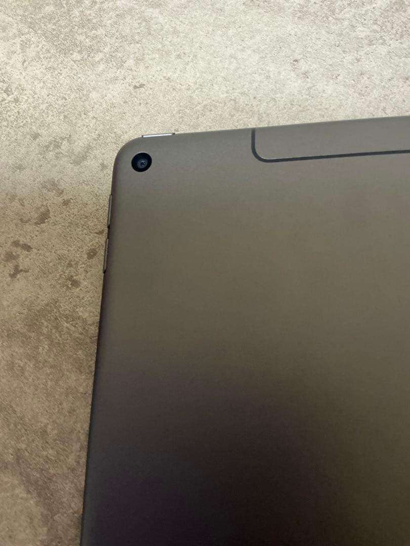 【ジャンク】　iPad Air 3世代　スペースグレー 本体